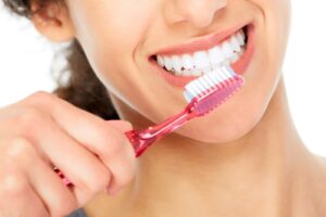 studio dentistico delazzari sommacampagna bussolengo come spazzolare i denti